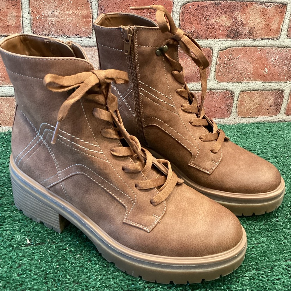 Naturalizer Brown Lace-Up Combat Moto Boots